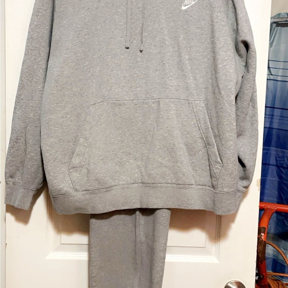 Nike Gray Hoodie and Sweatpants Set